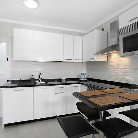 Buganvilla 0-1 Apartment *