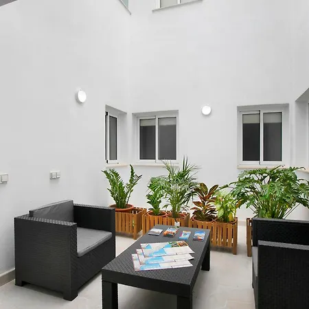 Apartment Buganvilla 0-1